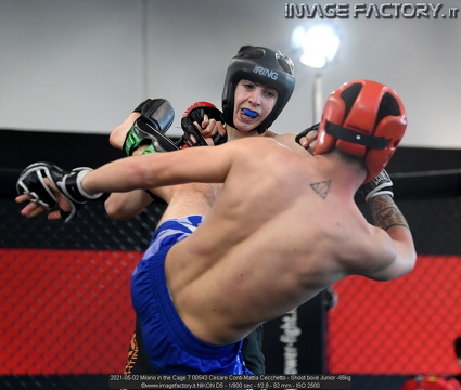 2021-05-02 Milano in the Cage 7 00543 Cesare Conti-Mattia Cecchetto - Shoot boxe Junior -66kg